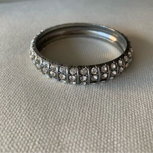 Fashion bangle bracelet